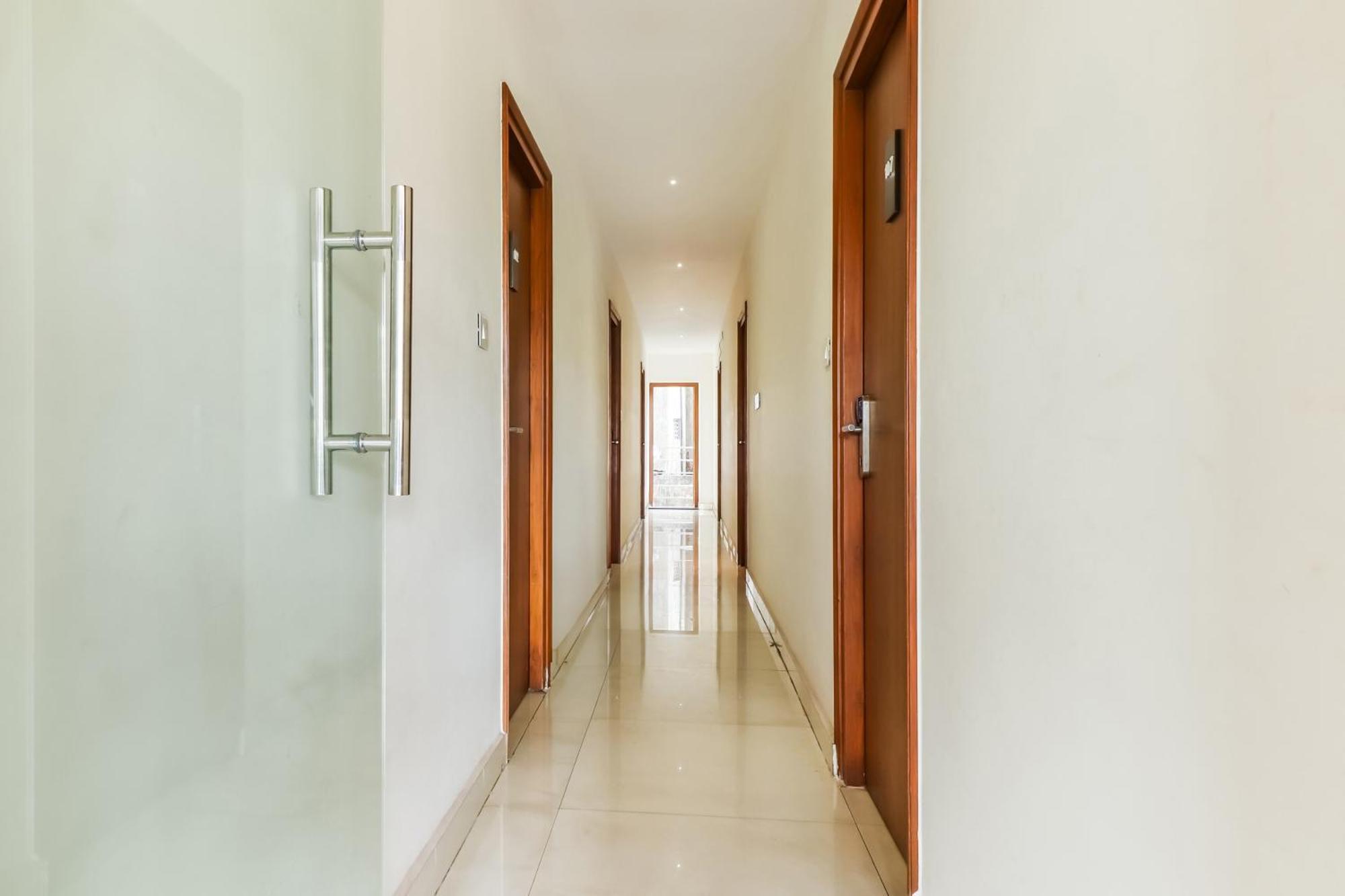 Готель Super Townhouse Rcc Lamps Вішакхапатнам Екстер'єр фото